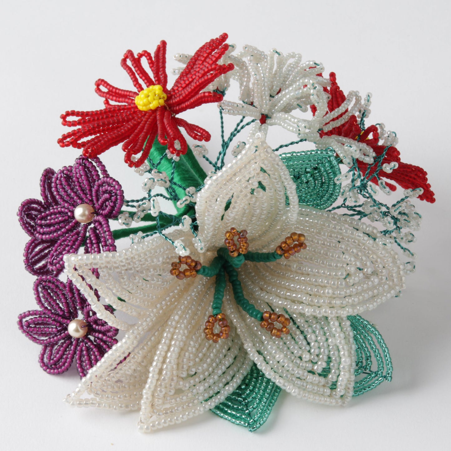 Bead Flowers for Weddings: Complete Guide to French Beaded Flowers, by Katie Dean